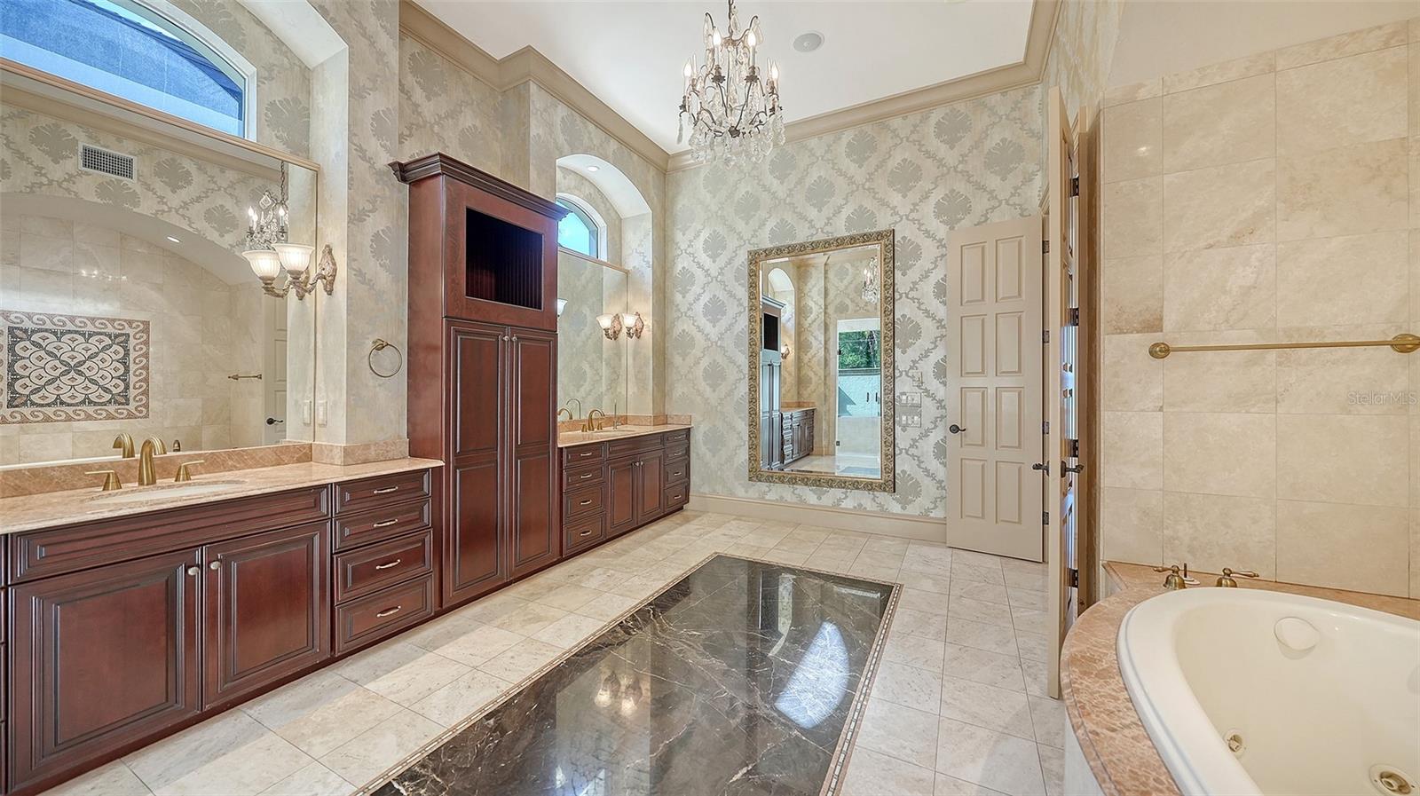 A4679610 Property Photo