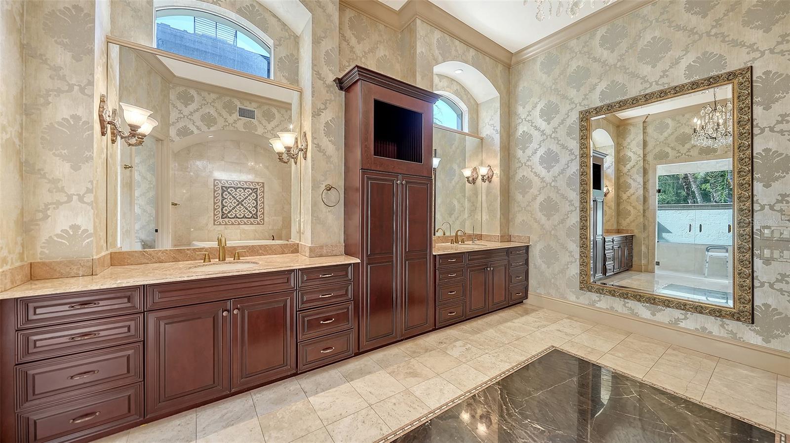 A4679610 Property Photo