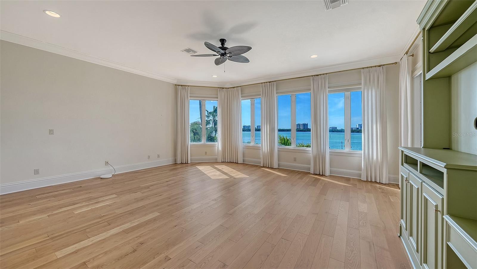 A4679610 Property Photo