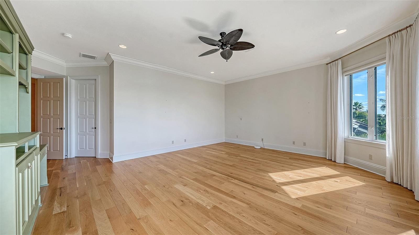 A4679610 Property Photo