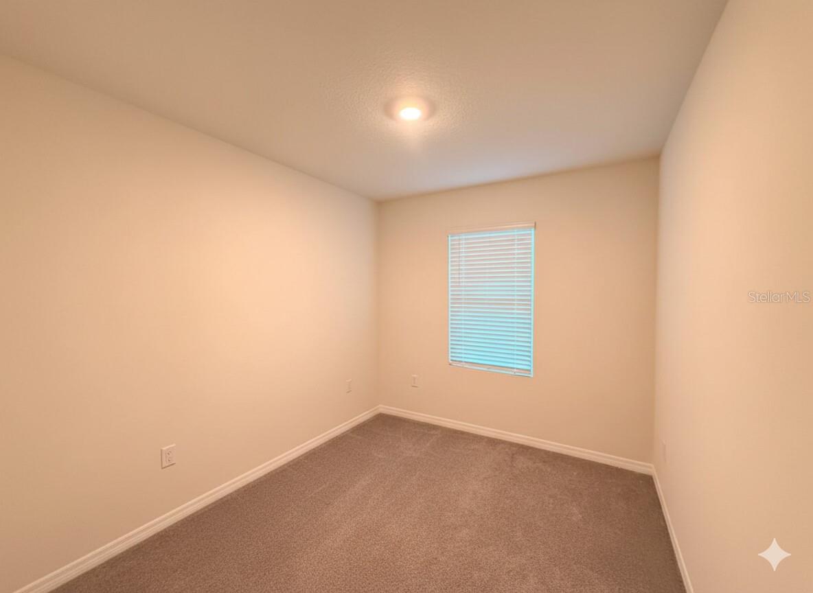 2333 PENGUIN BLVD, DAVENPORT, FL, 33837