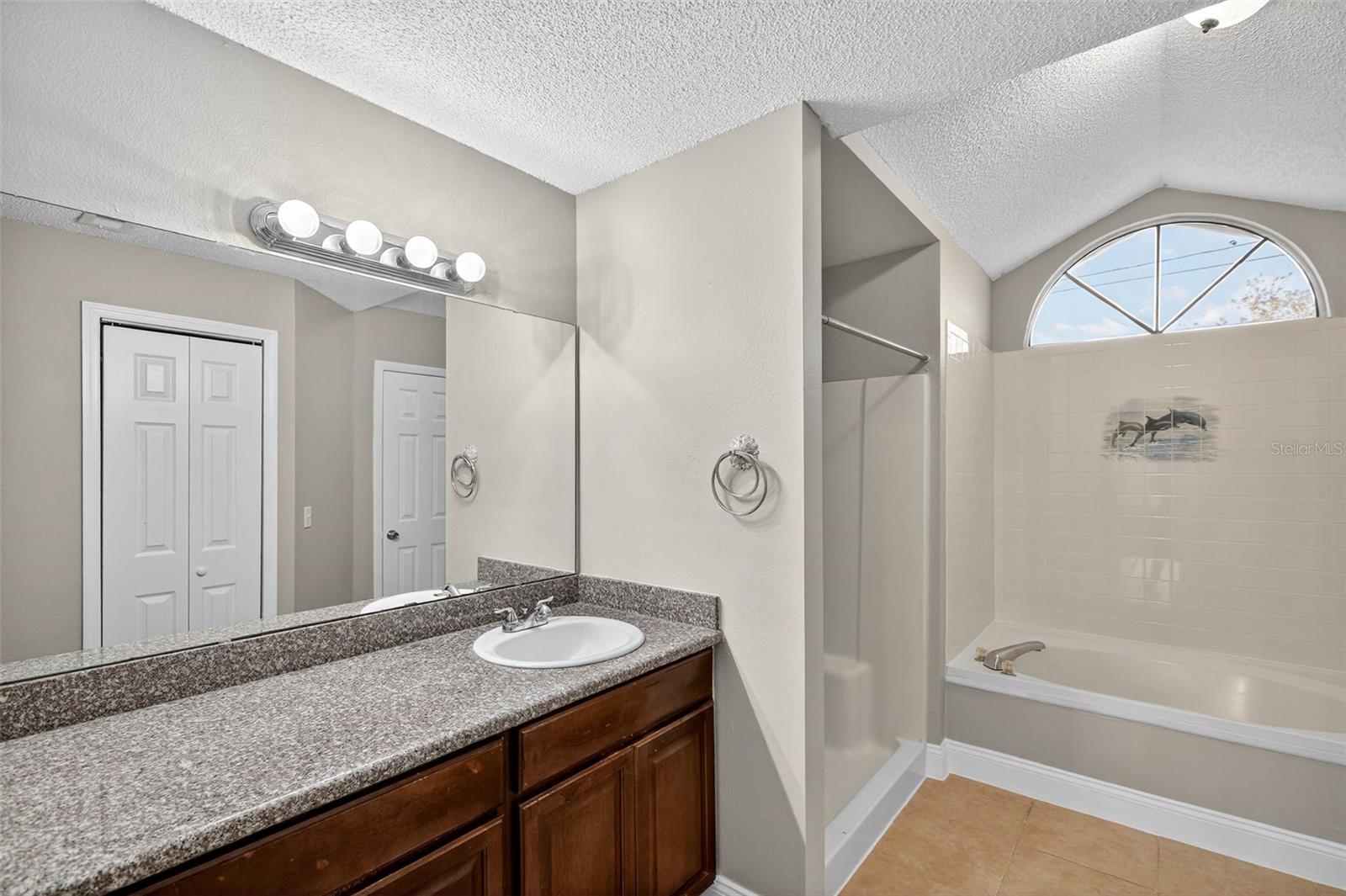 2737 E DORCHESTER DR, DELTONA, FL, 32738