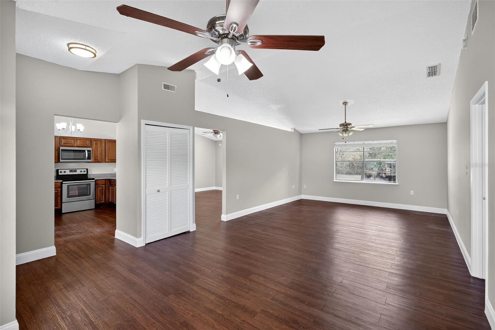 2737 E DORCHESTER DR, DELTONA, FL, 32738