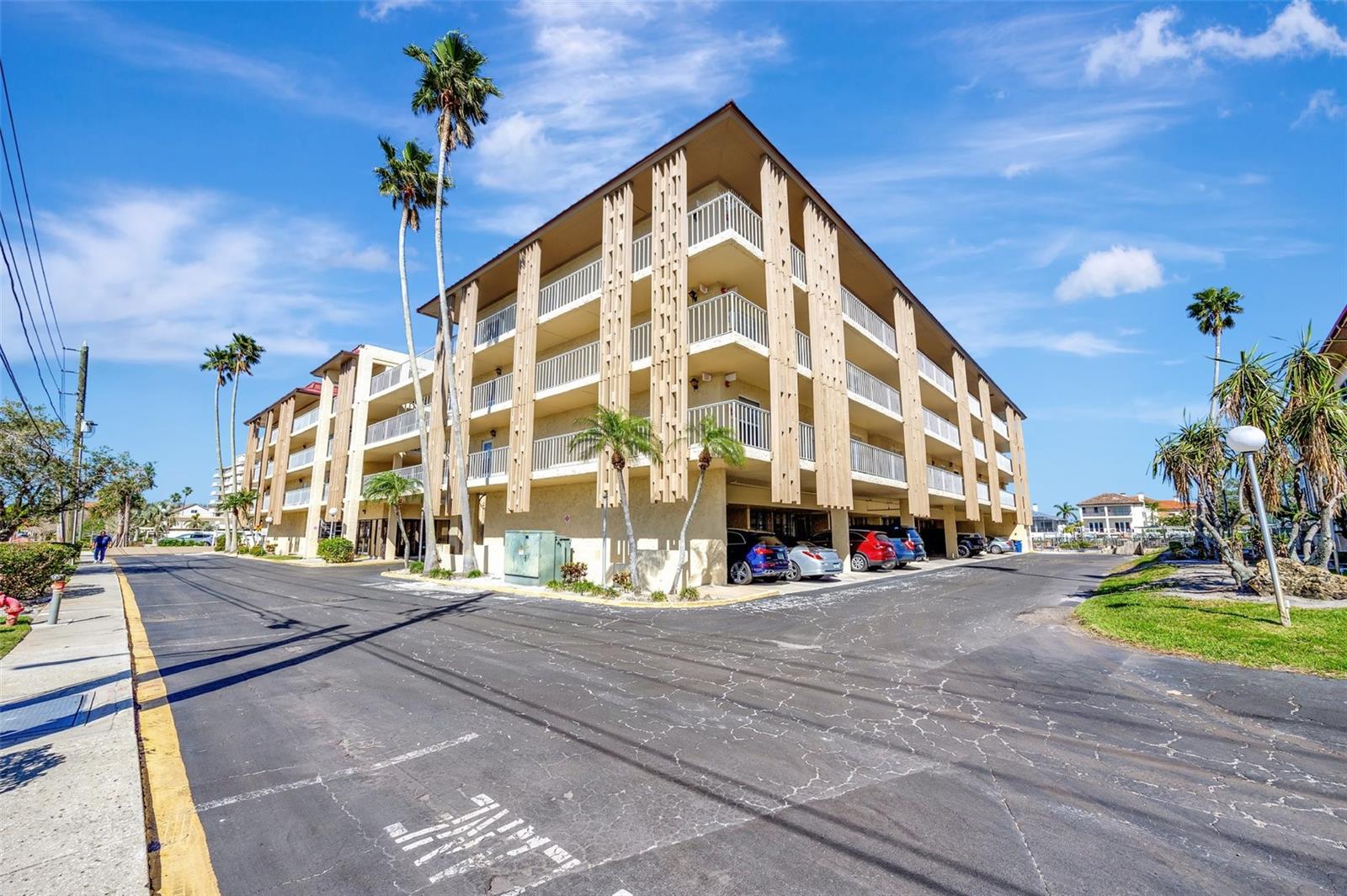 113 ISLAND WAY #241, CLEARWATER BEACH, FL, 33767