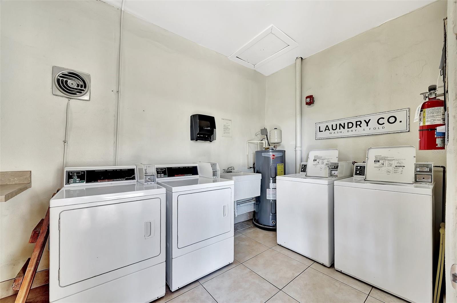 113 ISLAND WAY #241, CLEARWATER BEACH, FL, 33767