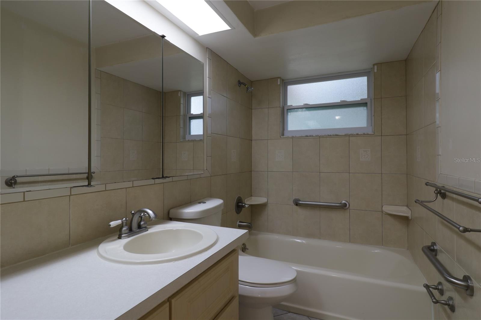 8915 CHILTON DR, PORT RICHEY, FL, 34668