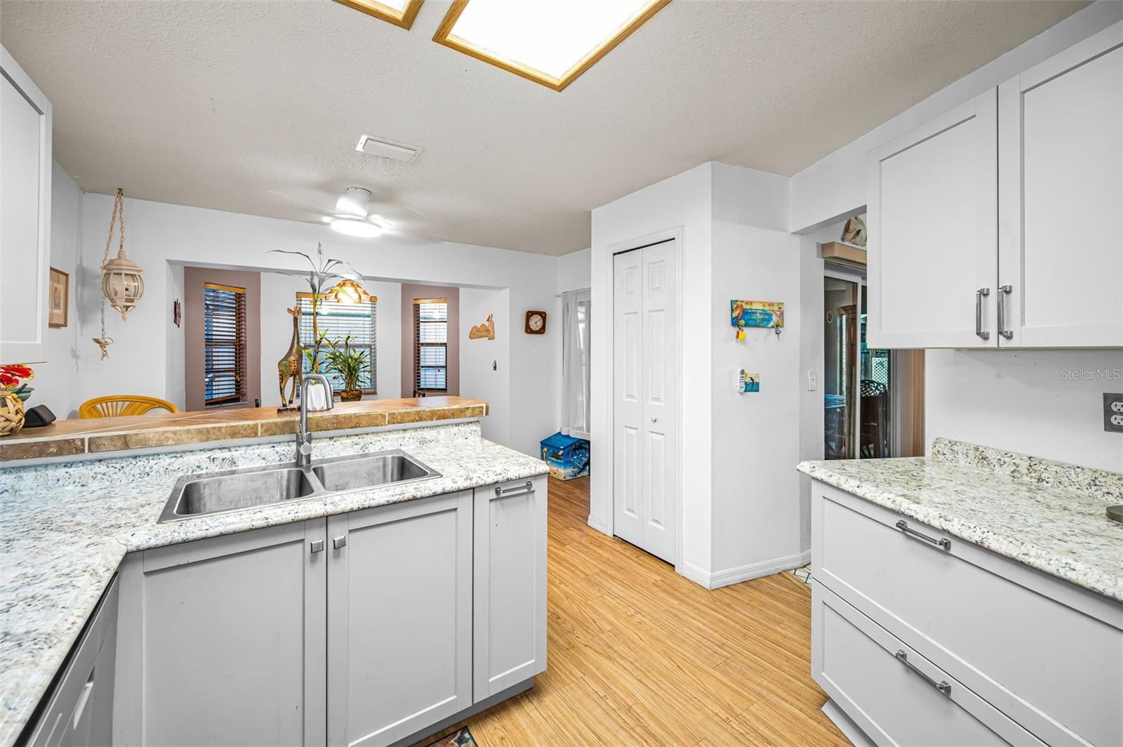 2280 COLONIAL BLVD W, PALM HARBOR, FL, 34683