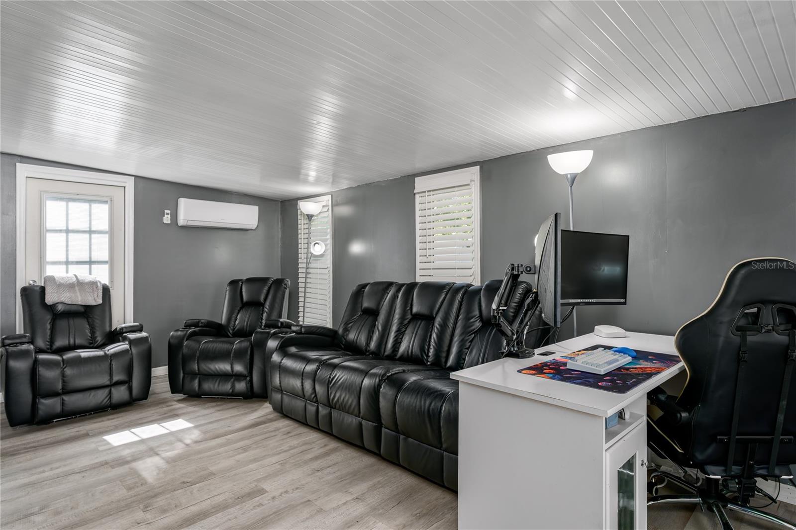 205 52ND AVENUE TER E, BRADENTON, FL, 34203