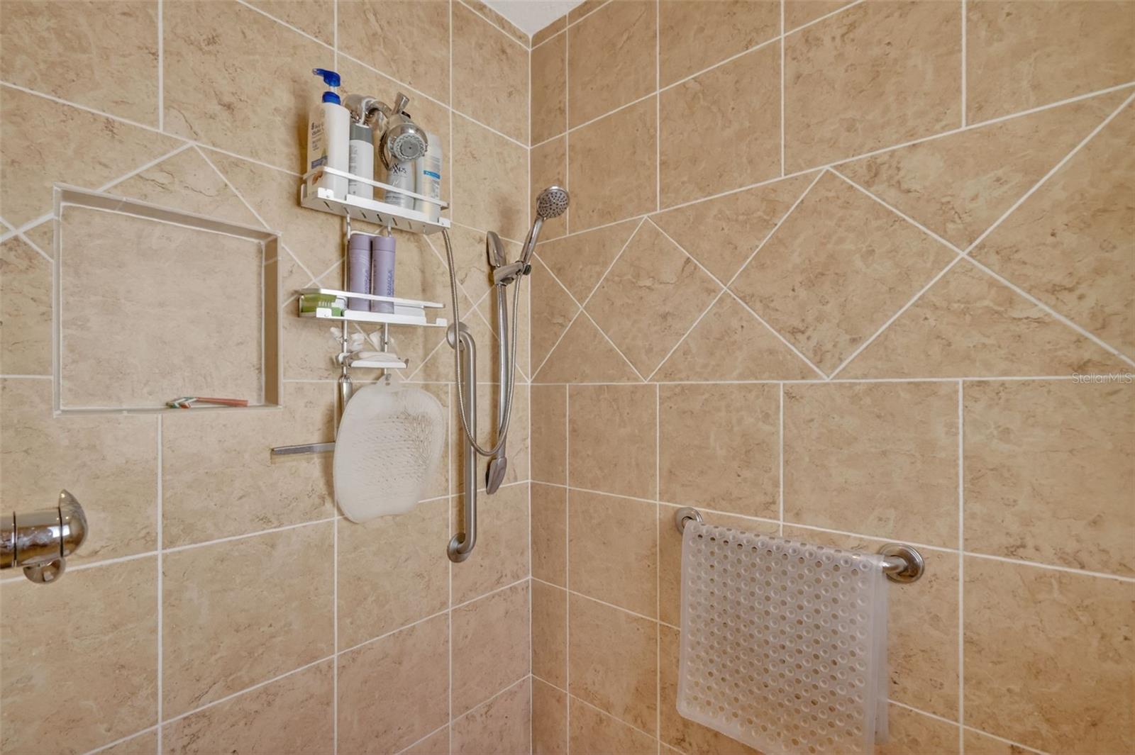 650 SURFSIDE LN, THE VILLAGES, FL, 32162