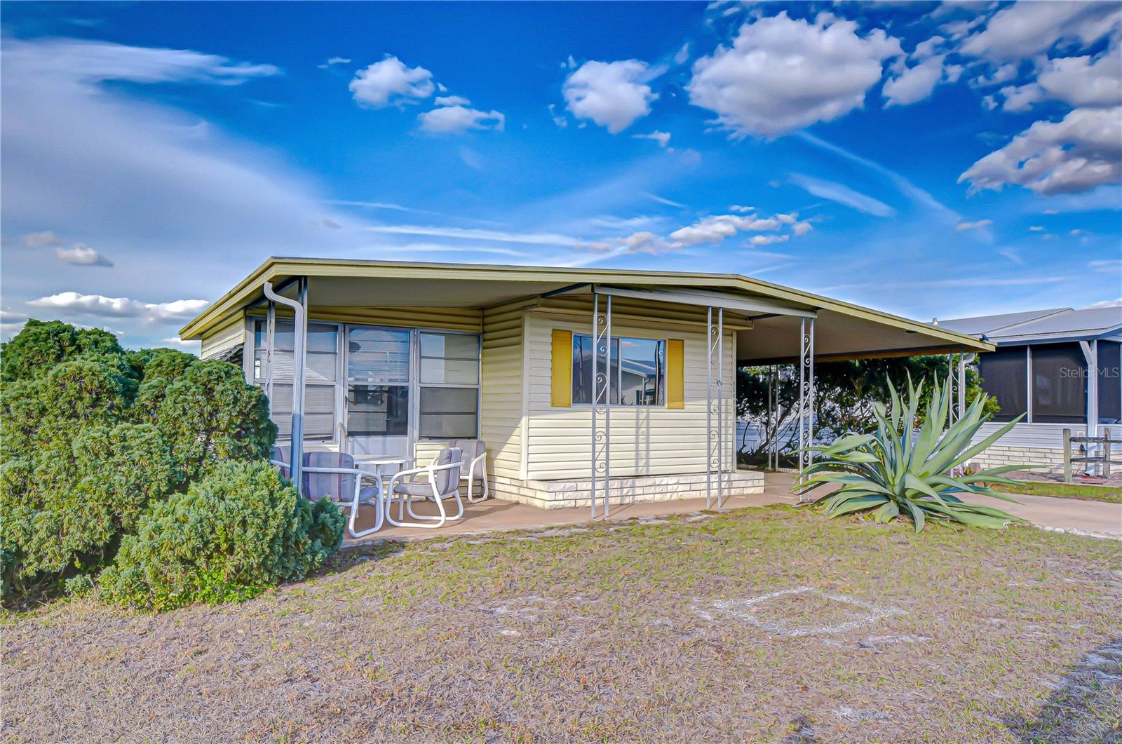 TB8468242 Property Photo