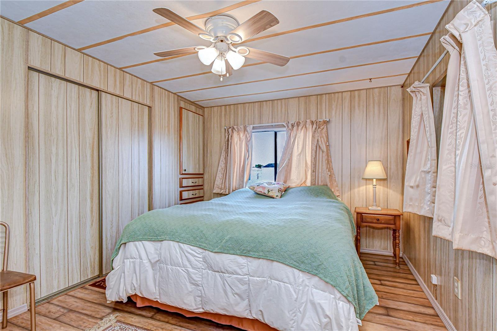 TB8468242 Property Photo