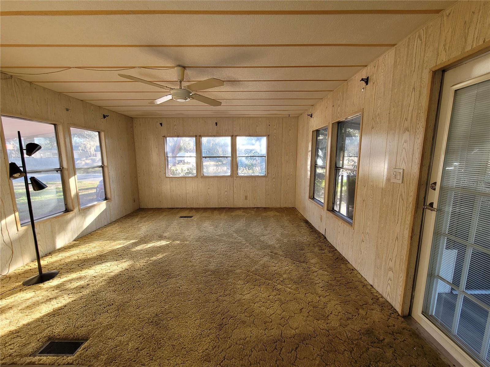 5021 HILL DR, ZEPHYRHILLS, FL, 33542