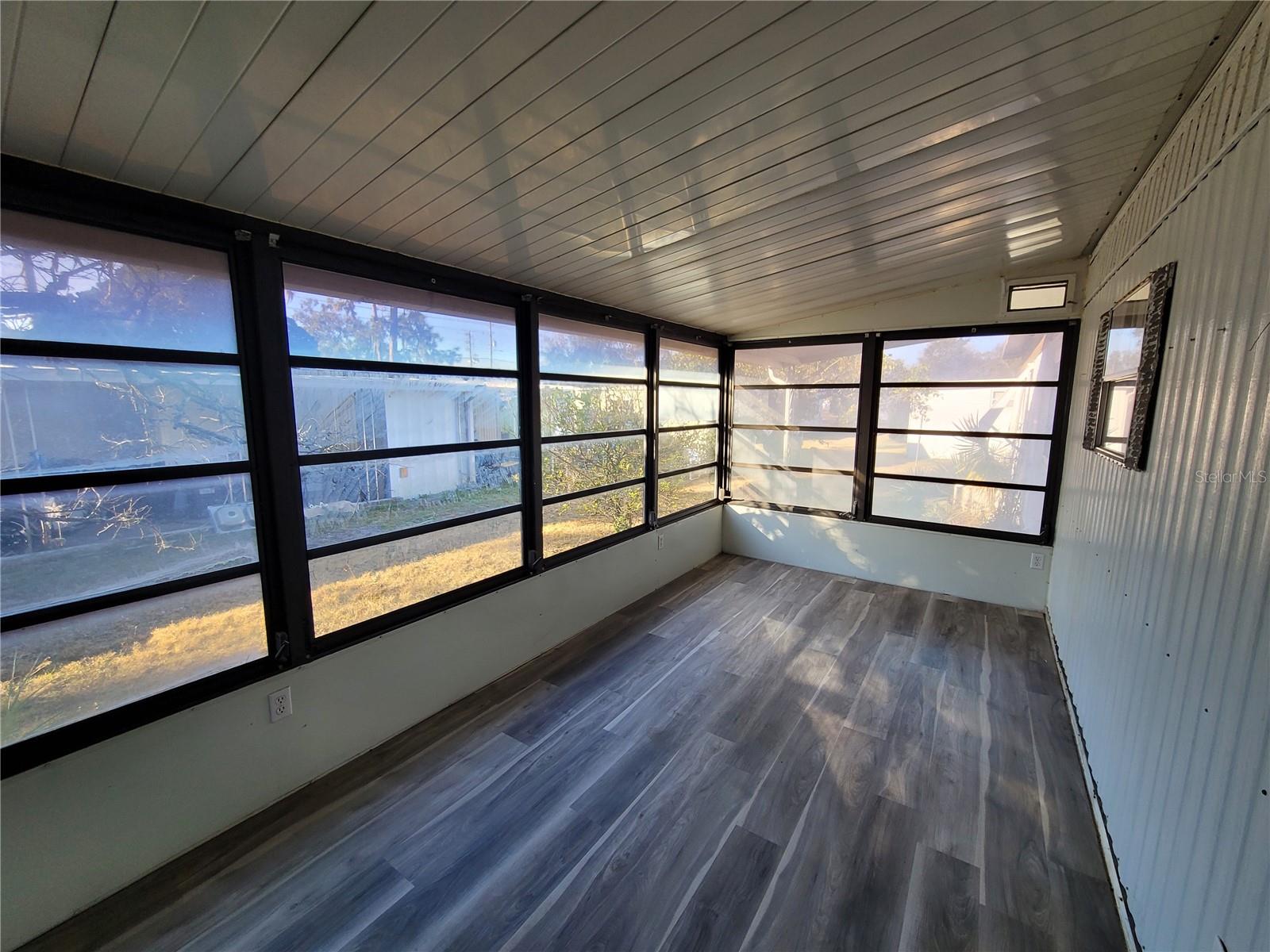 5021 HILL DR, ZEPHYRHILLS, FL, 33542