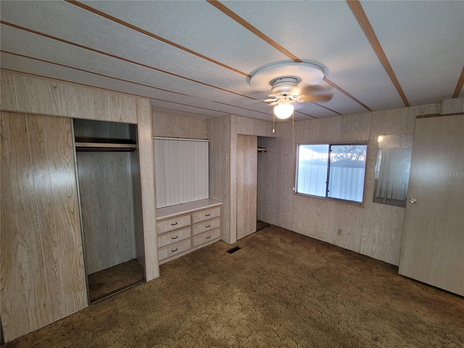 5021 HILL DR, ZEPHYRHILLS, FL, 33542