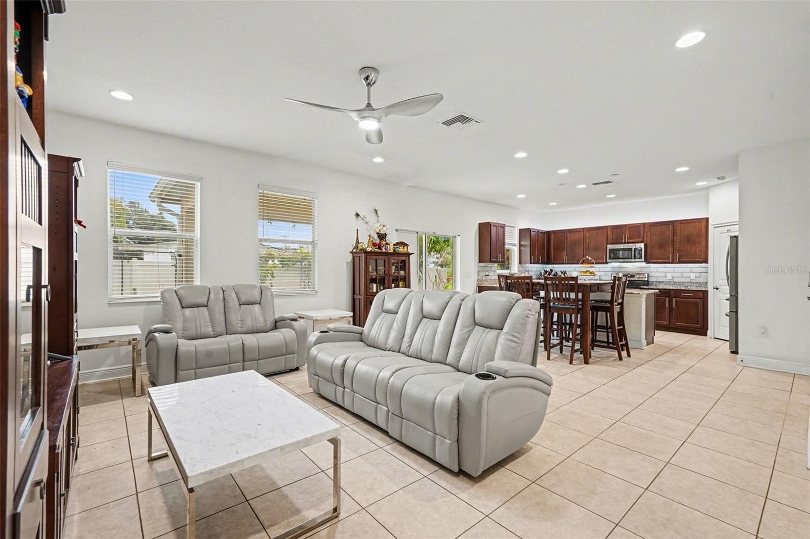 1903 W STATE ST, TAMPA, FL, 33606