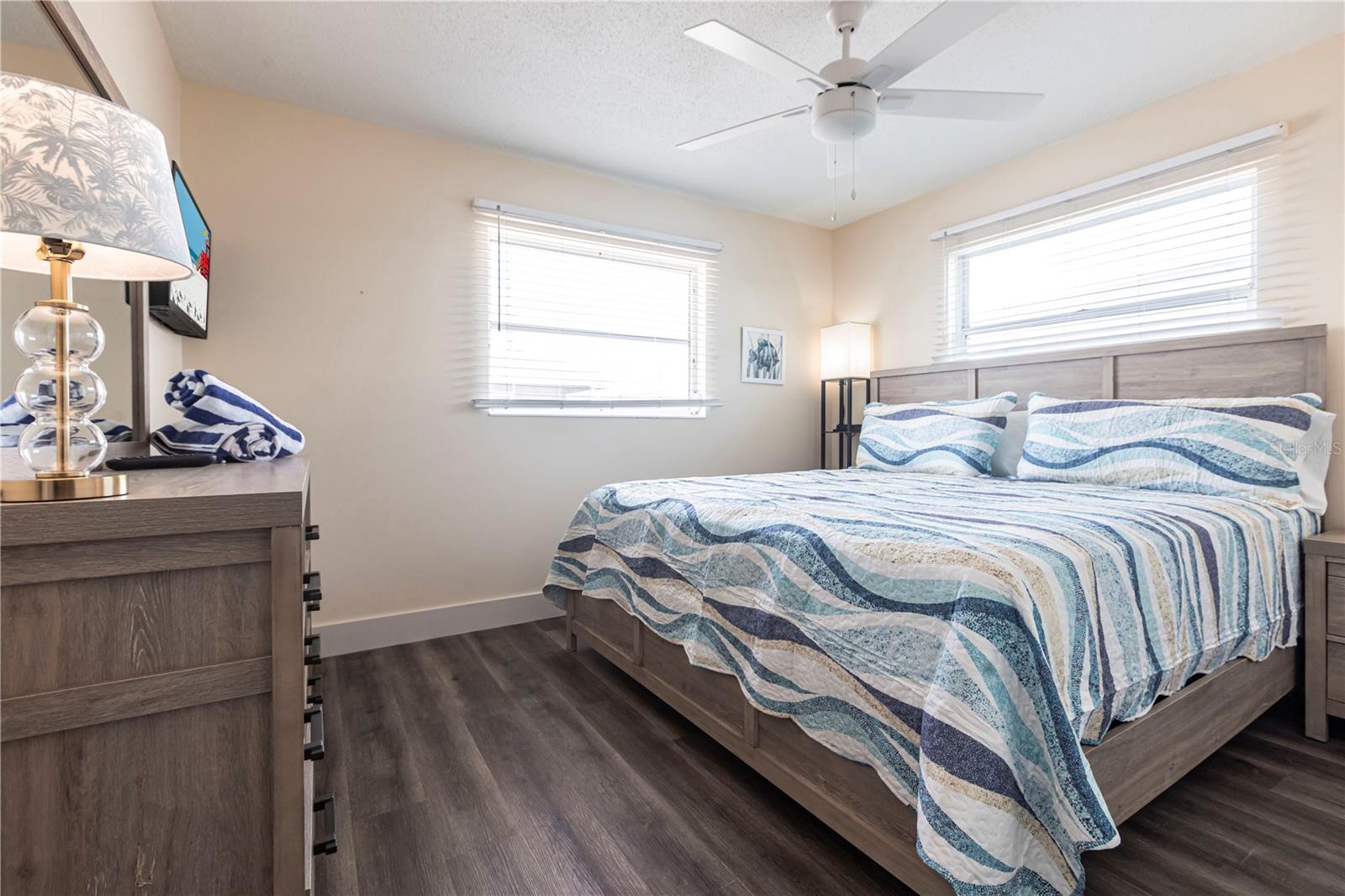 6020 MIDNIGHT PASS RD #52B, SARASOTA, FL, 34242