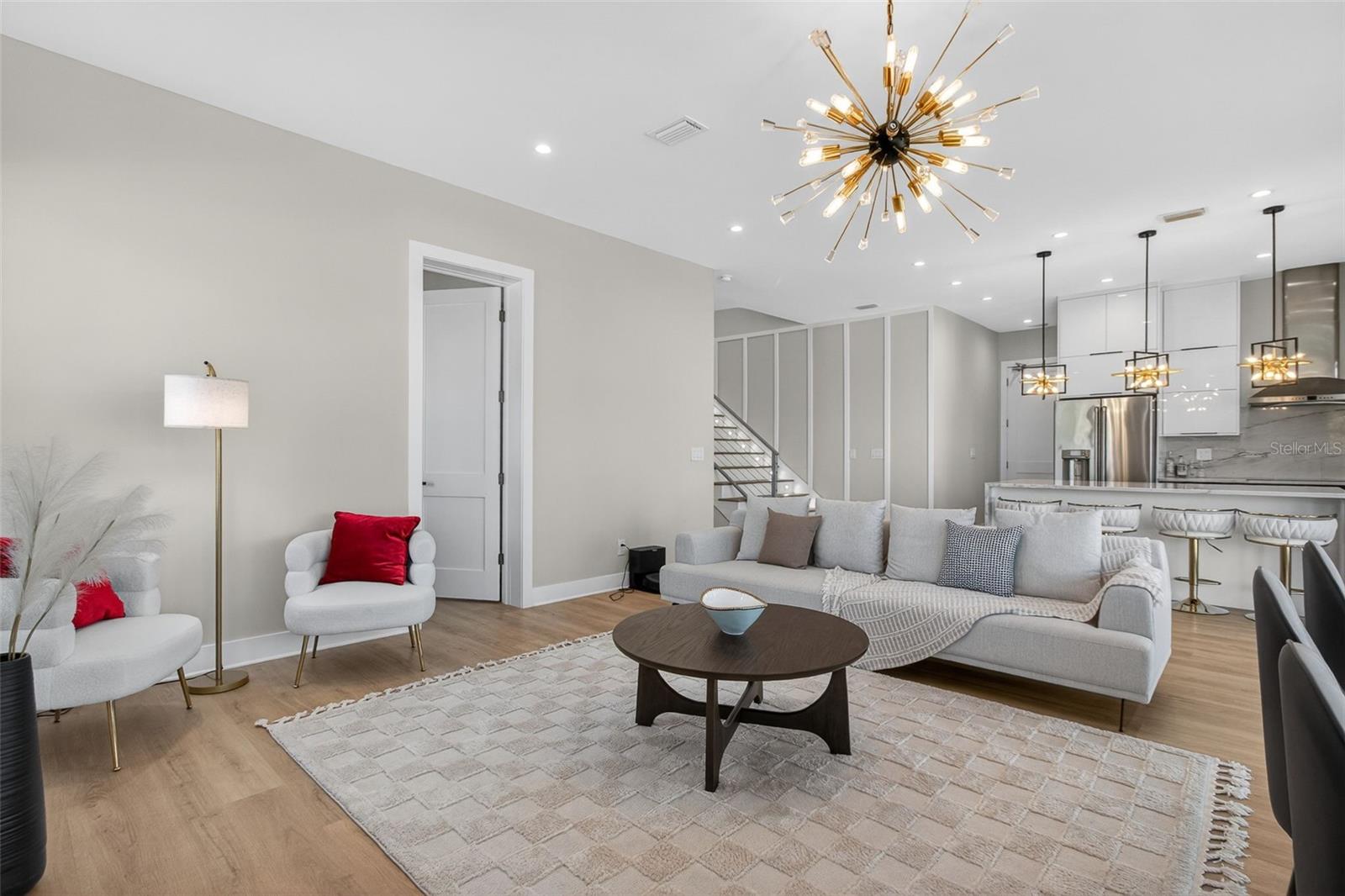 301 79TH ST S, ST PETERSBURG, FL, 33707