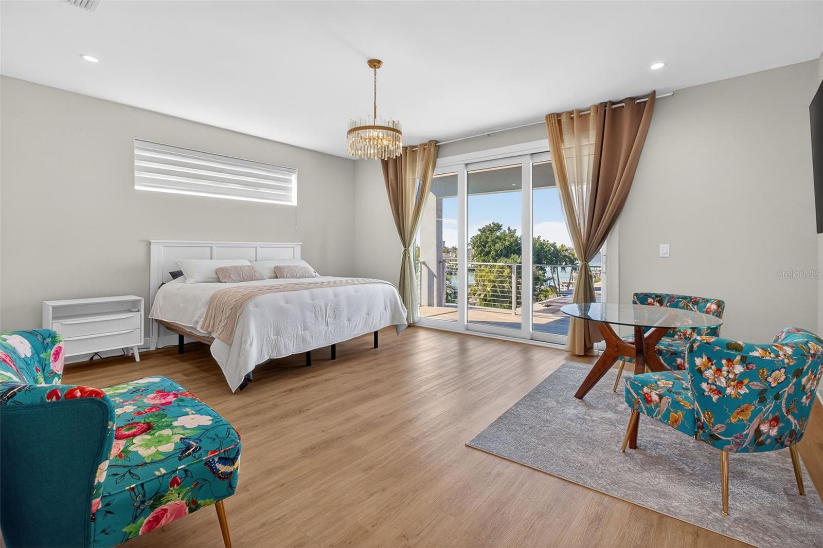 301 79TH ST S, ST PETERSBURG, FL, 33707