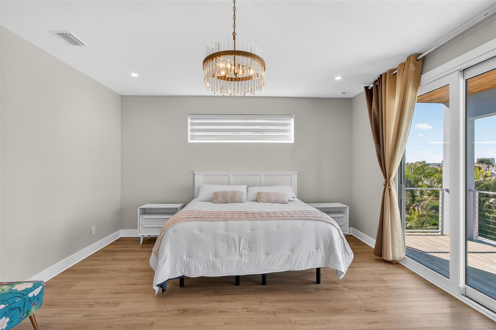 301 79TH ST S, ST PETERSBURG, FL, 33707