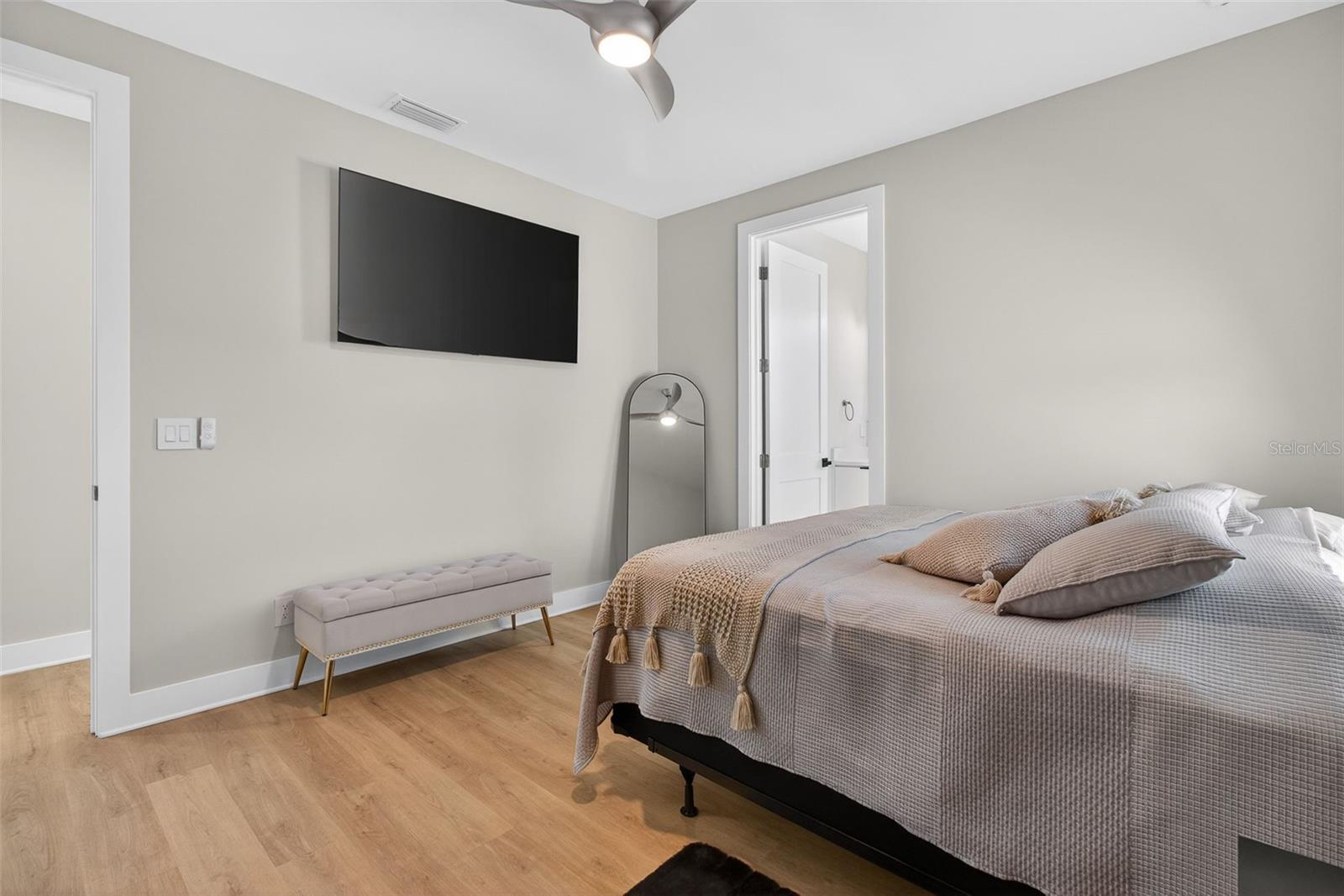 301 79TH ST S, ST PETERSBURG, FL, 33707