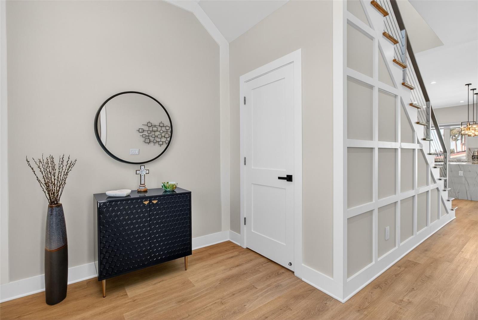 301 79TH ST S, ST PETERSBURG, FL, 33707