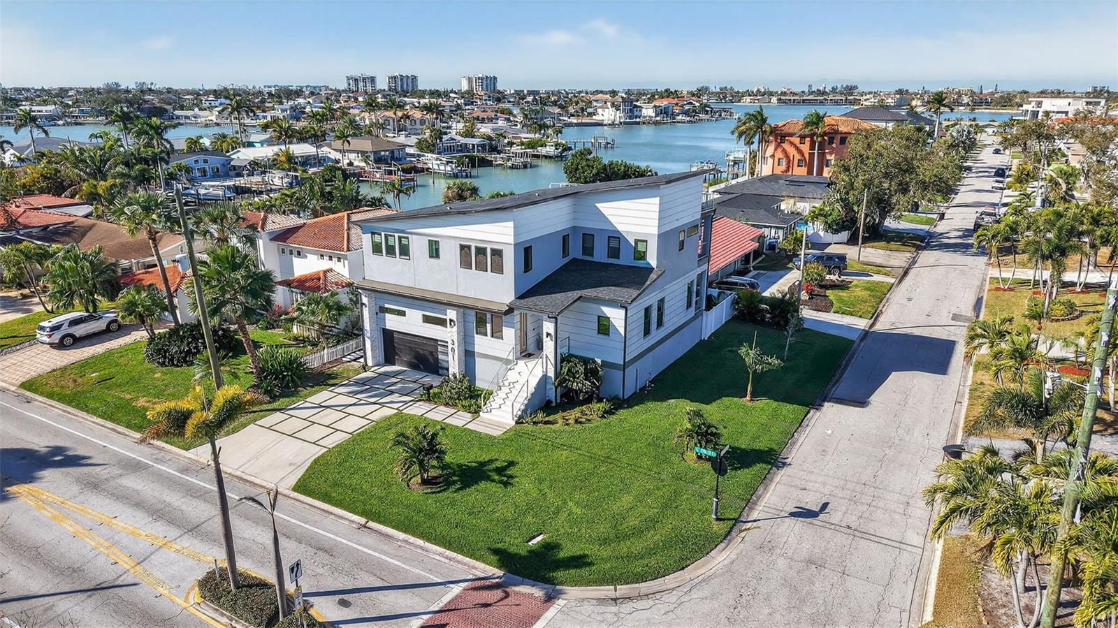 301 79TH ST S, ST PETERSBURG, FL, 33707