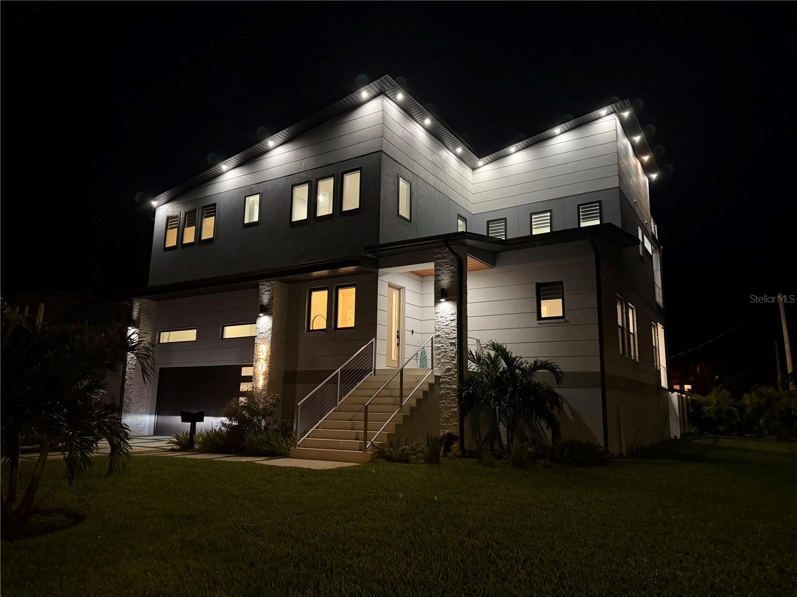 301 79TH ST S, ST PETERSBURG, FL, 33707