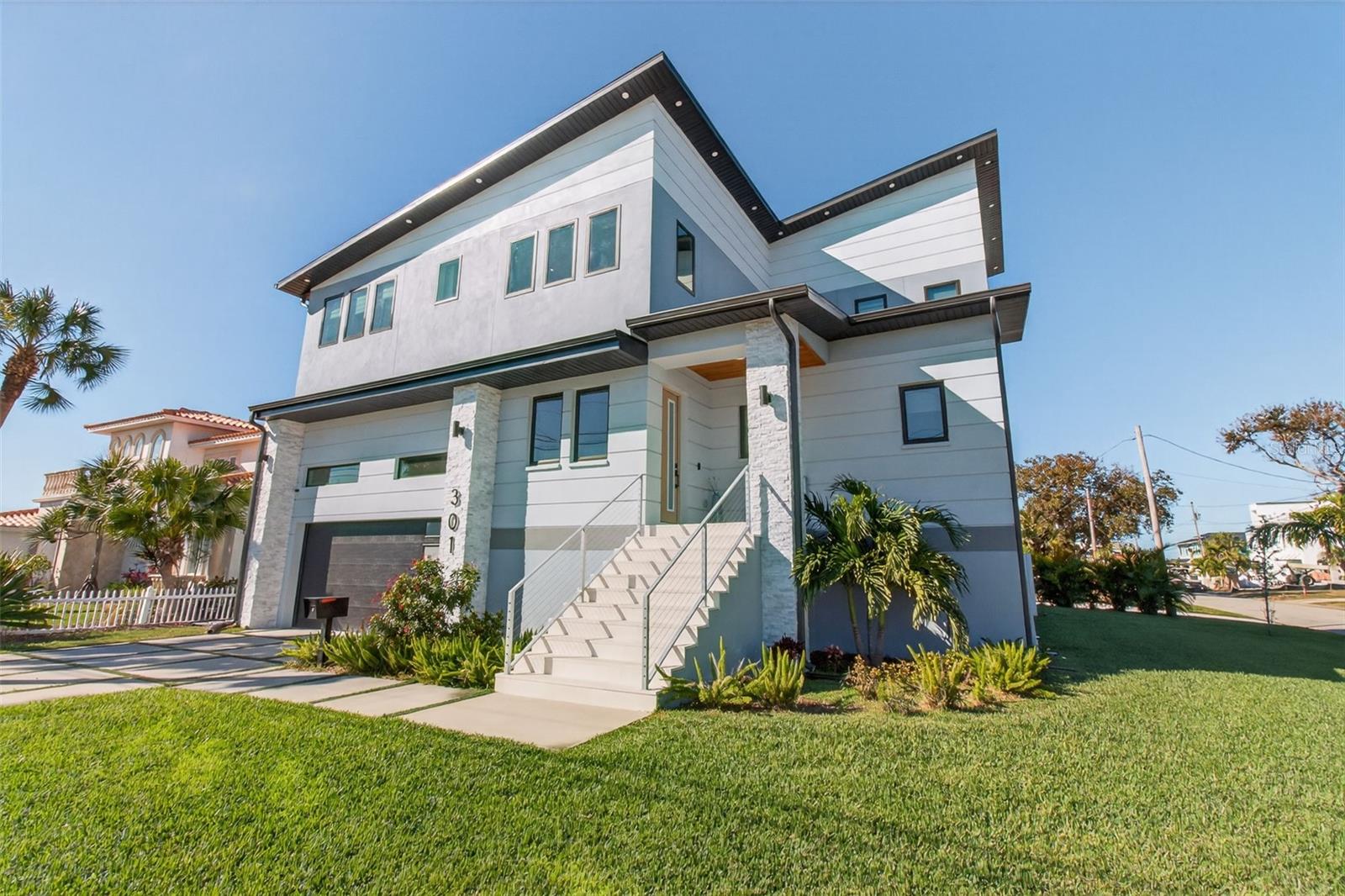 301 79TH ST S, ST PETERSBURG, FL, 33707