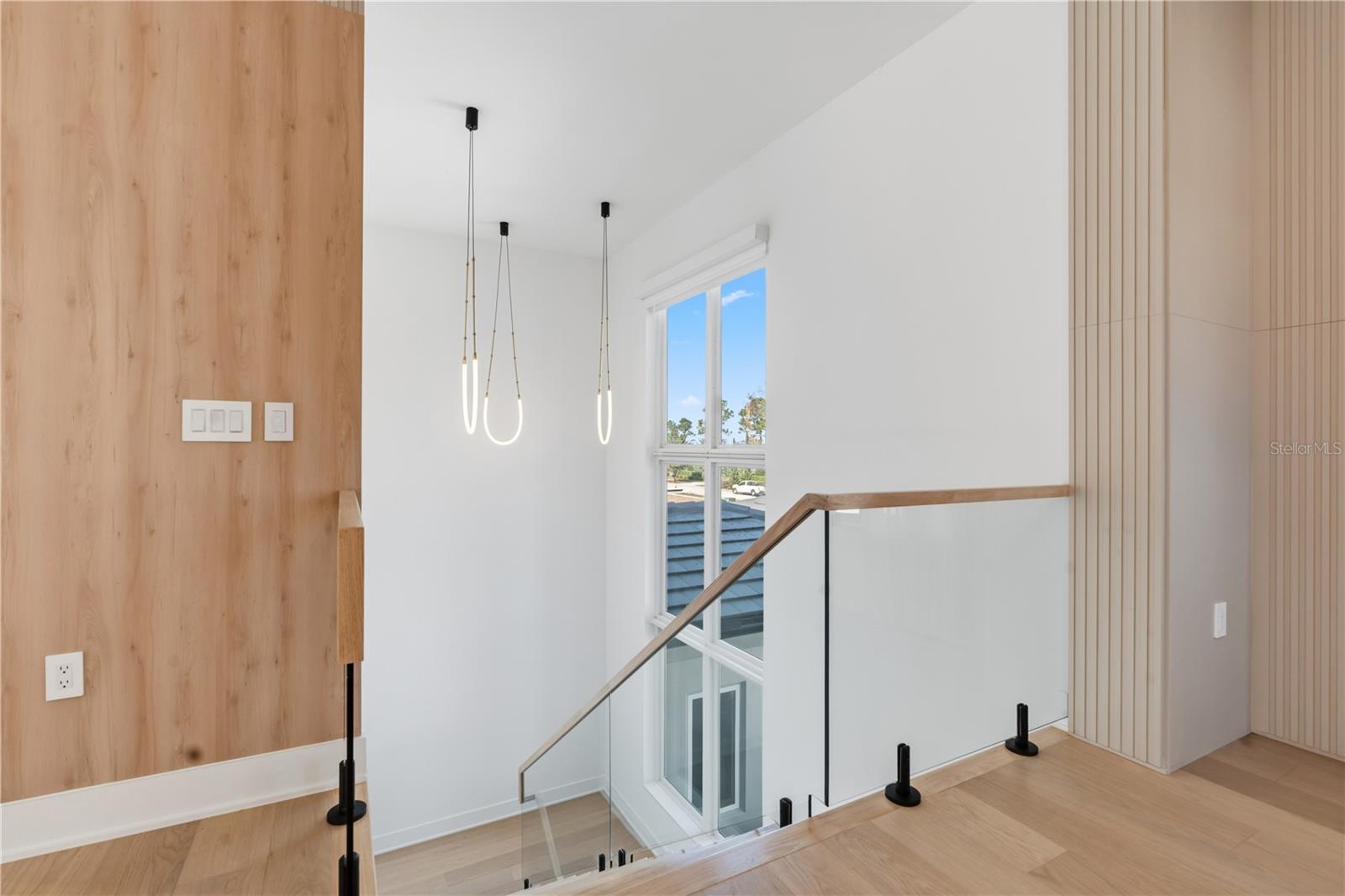 O6376484 Property Photo