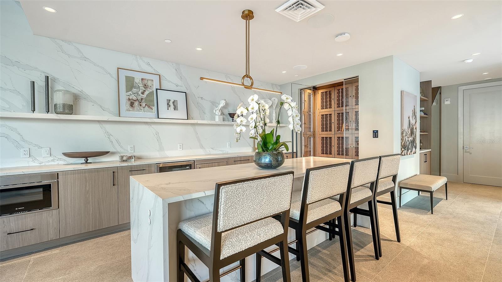 A4679657 Property Photo