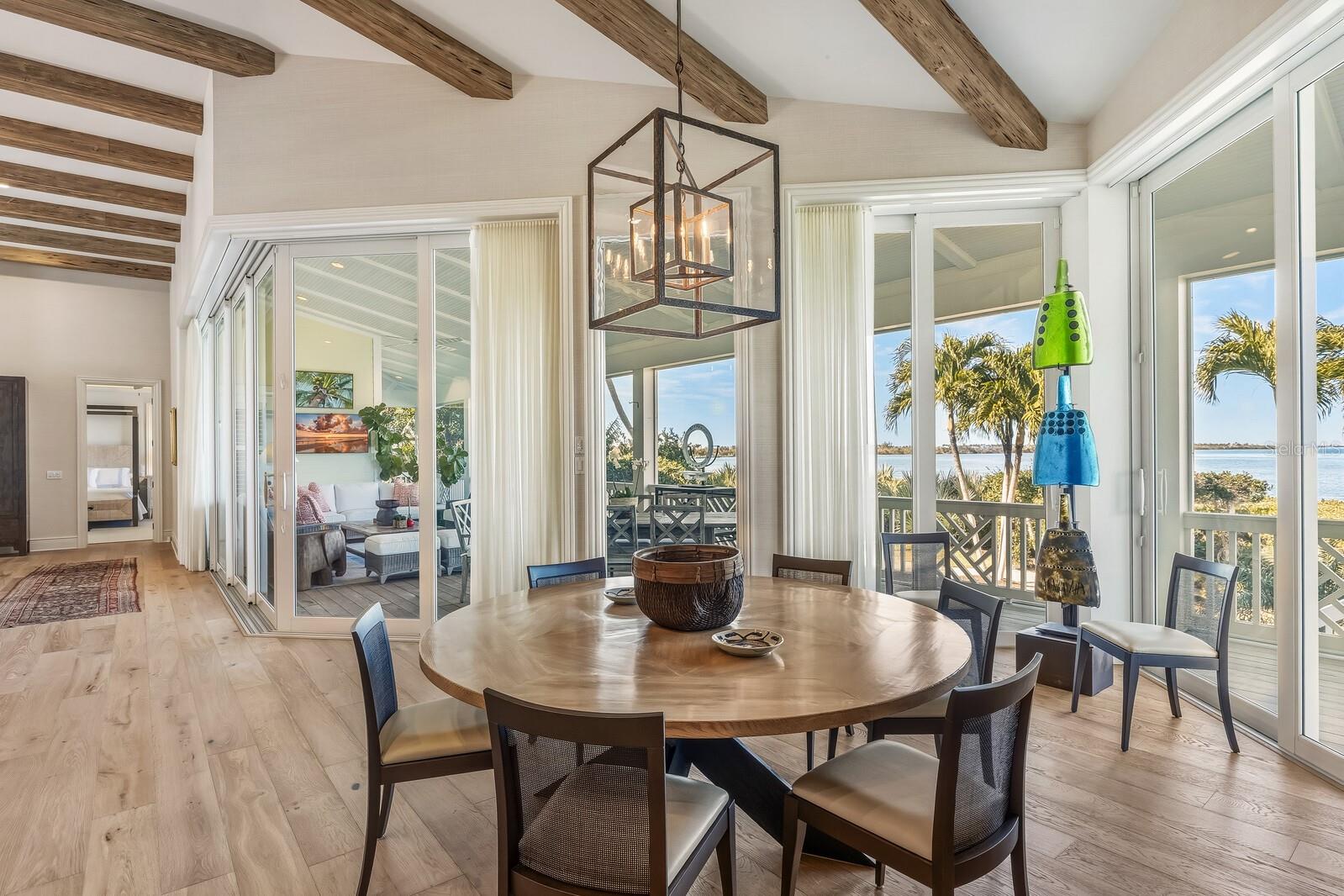 D6145790 Property Photo