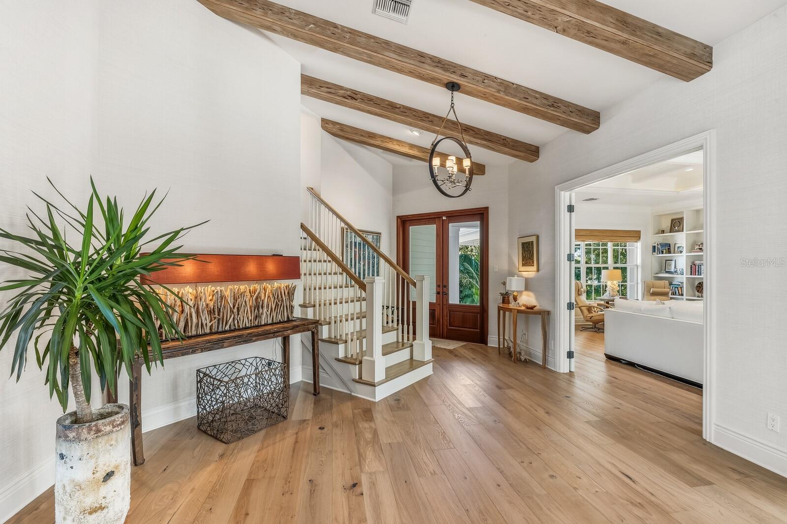 D6145790 Property Photo