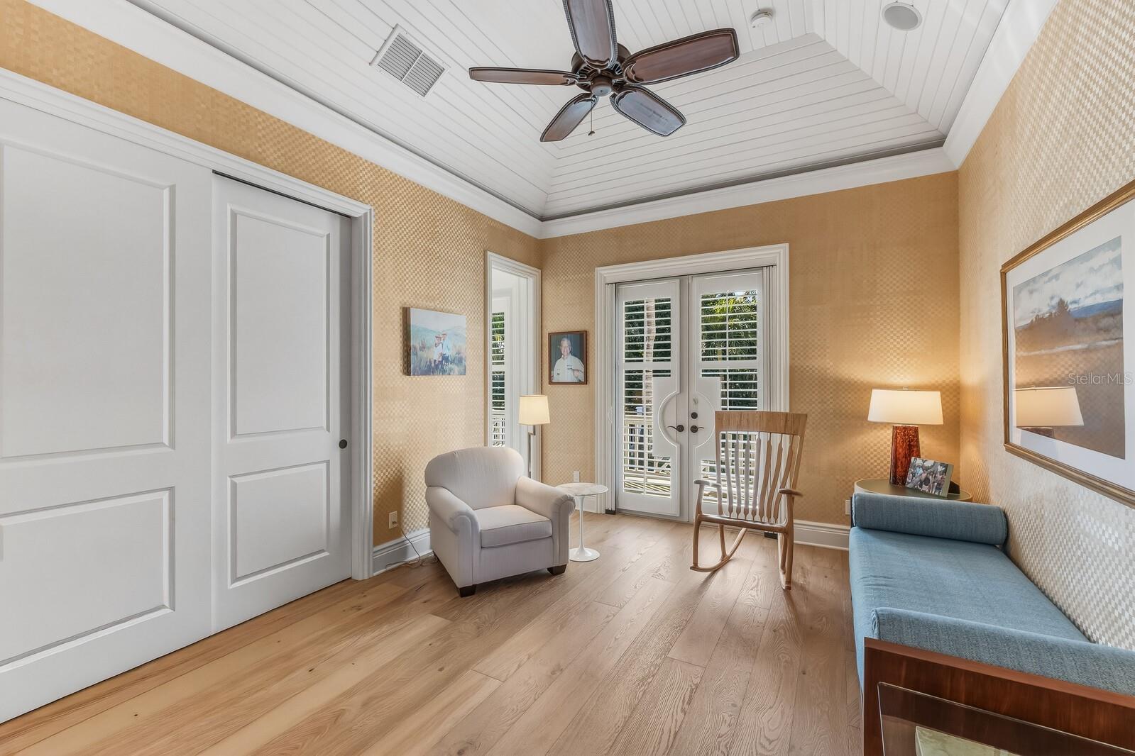 D6145790 Property Photo