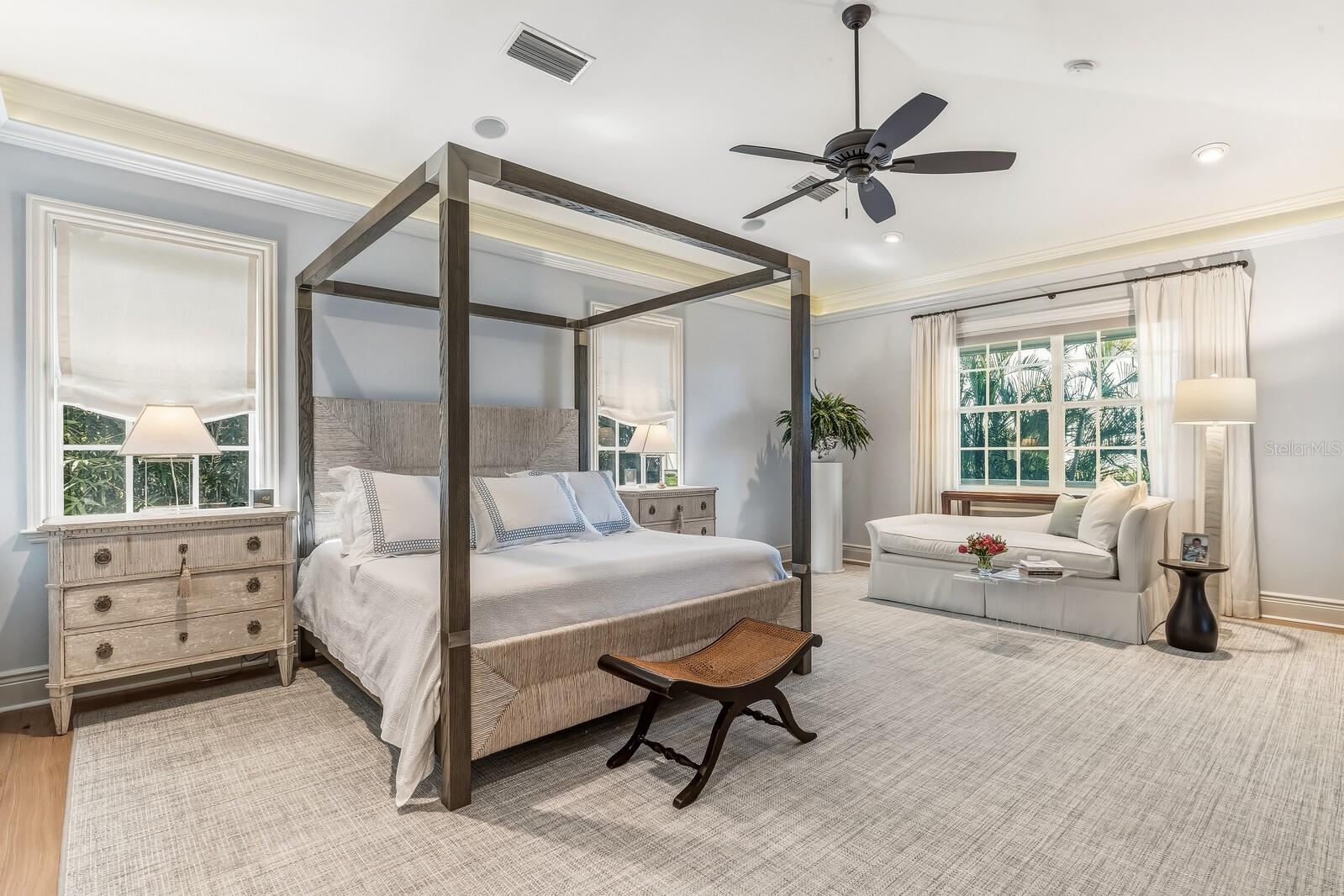 D6145790 Property Photo