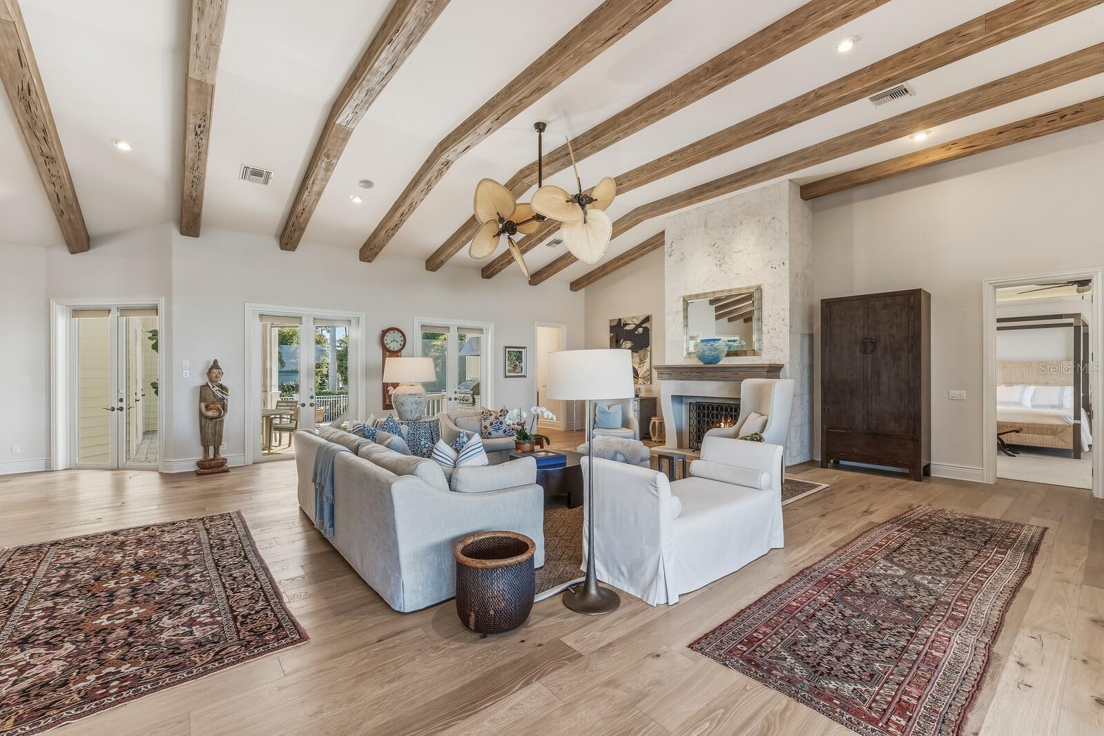 D6145790 Property Photo