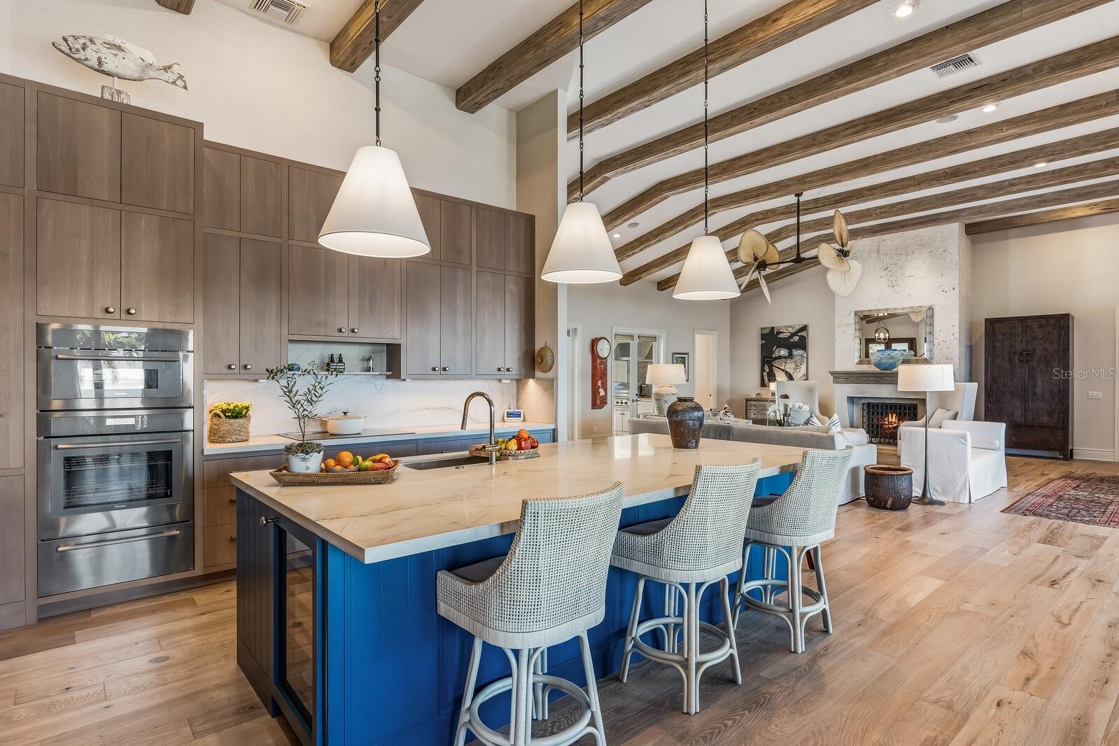 D6145790 Property Photo