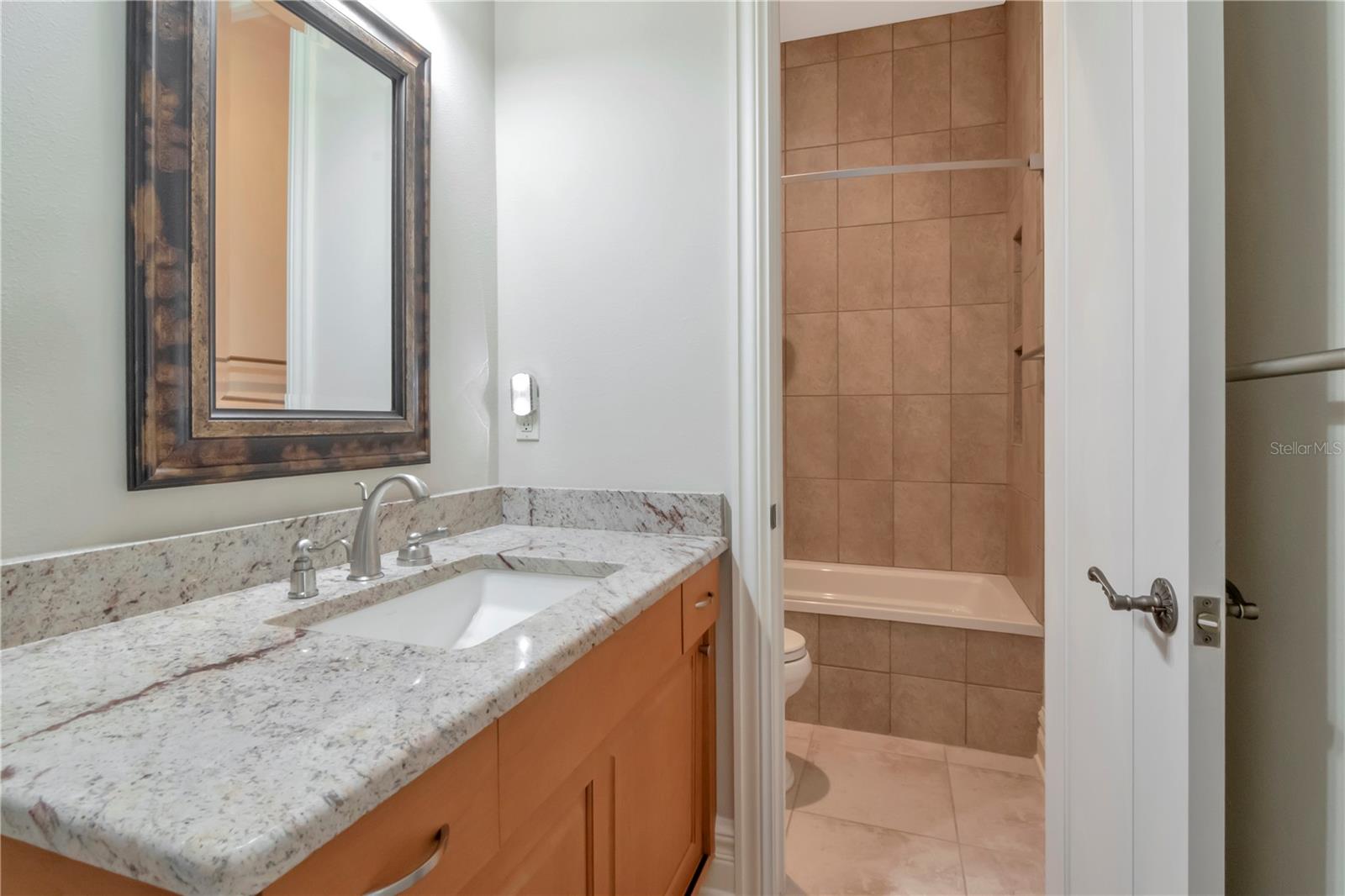 Jack n' Jill bathroom