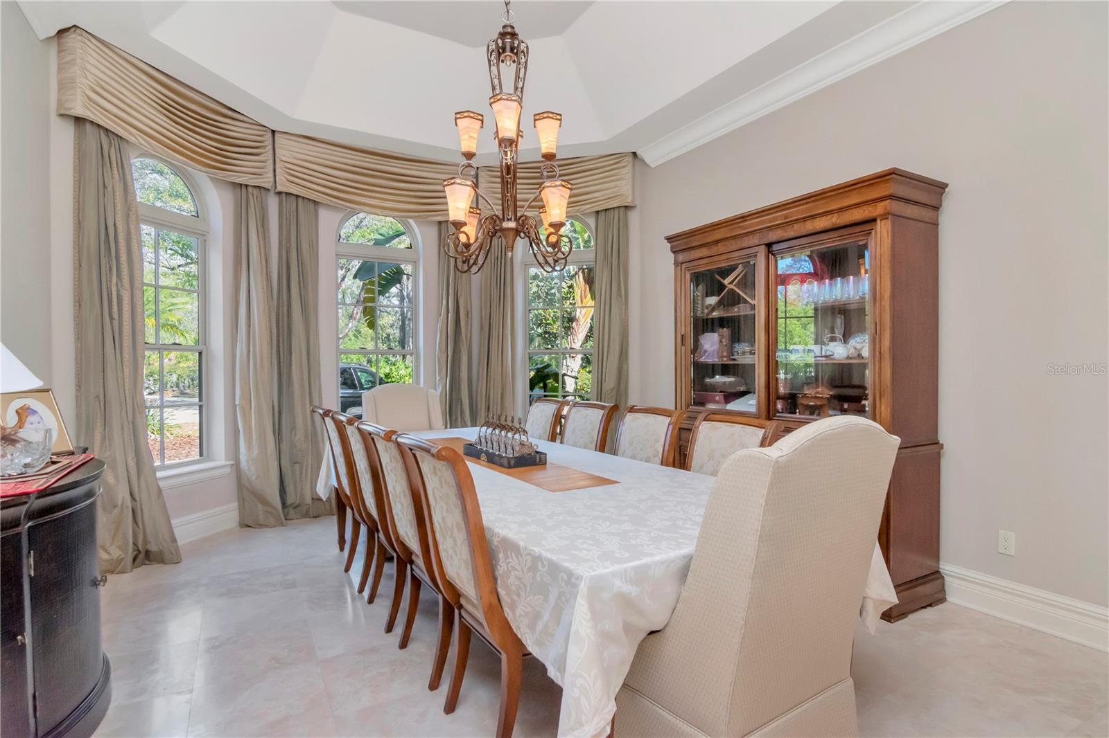 Formal dining room