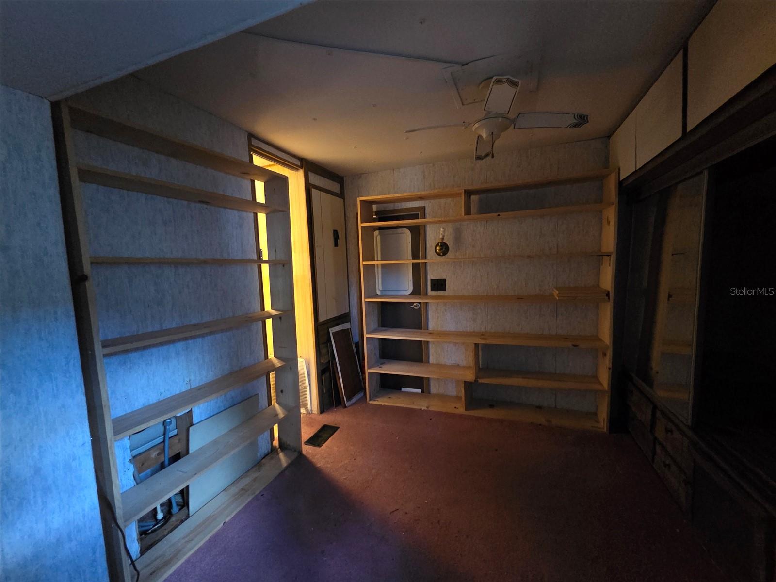 TB8468393 Property Photo