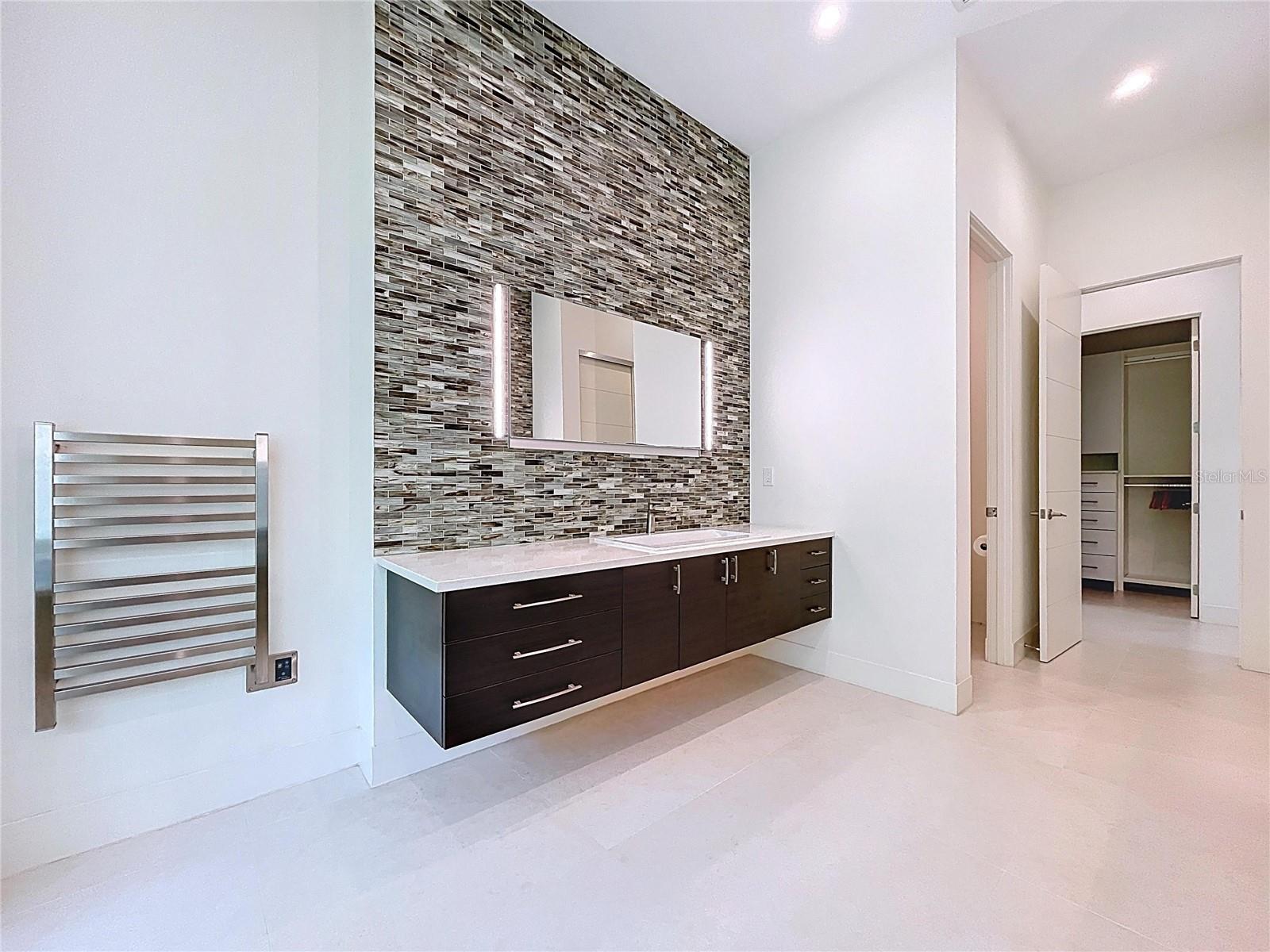 A4679697 Property Photo