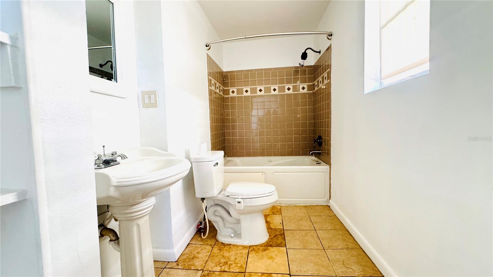 4100 40TH ST N, ST PETERSBURG, FL, 33714