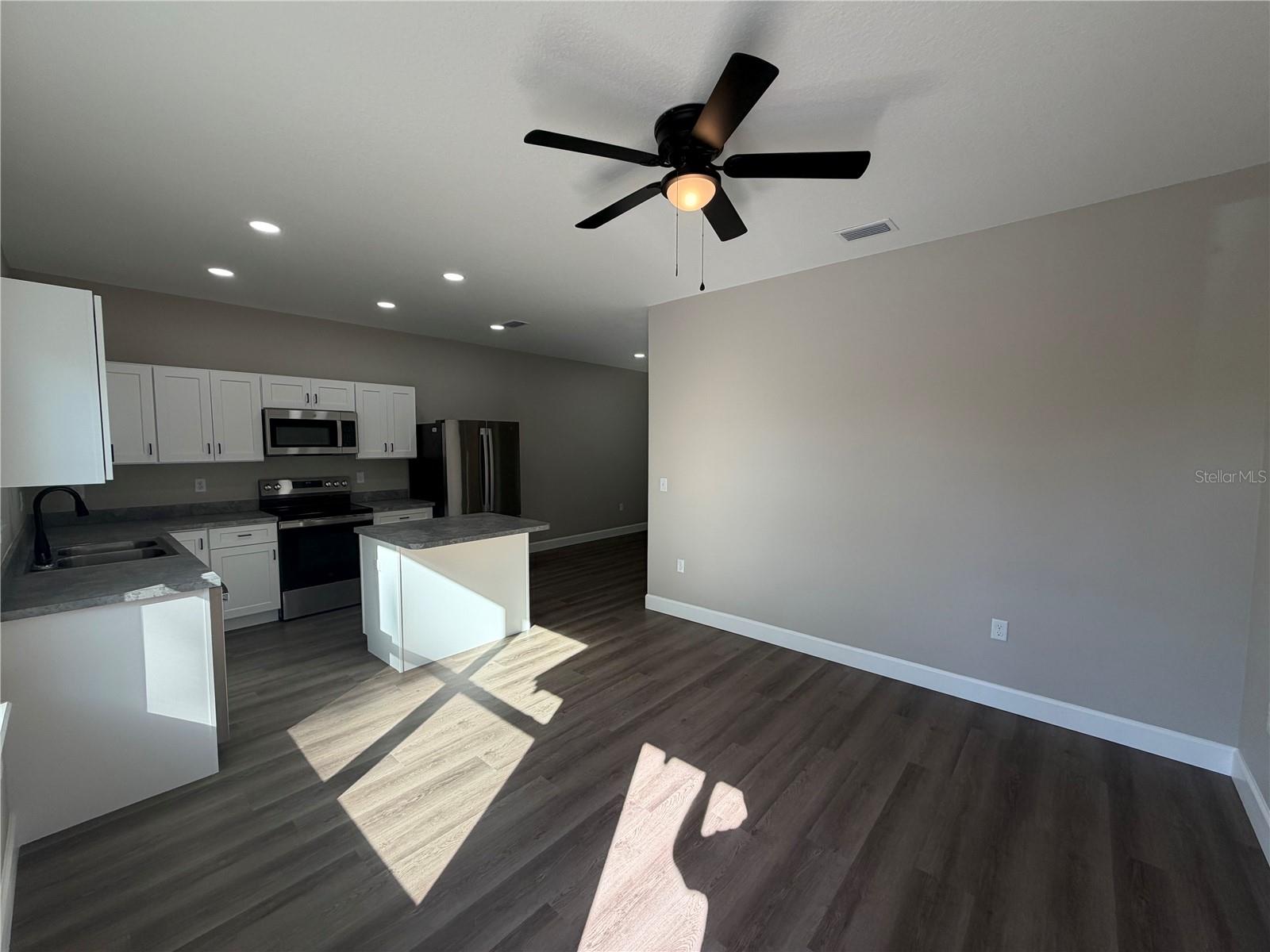 1418 SE MAGNOLIA LOOP #102, LAKE CITY, FL, 32025