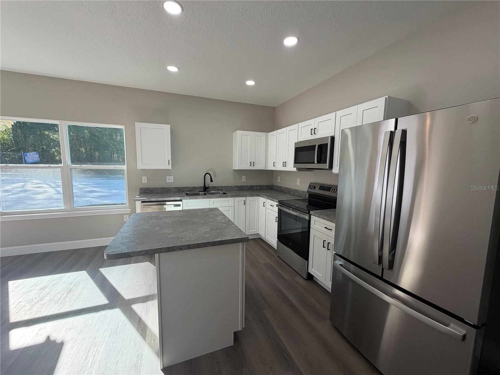 1418 SE MAGNOLIA LOOP #102, LAKE CITY, FL, 32025