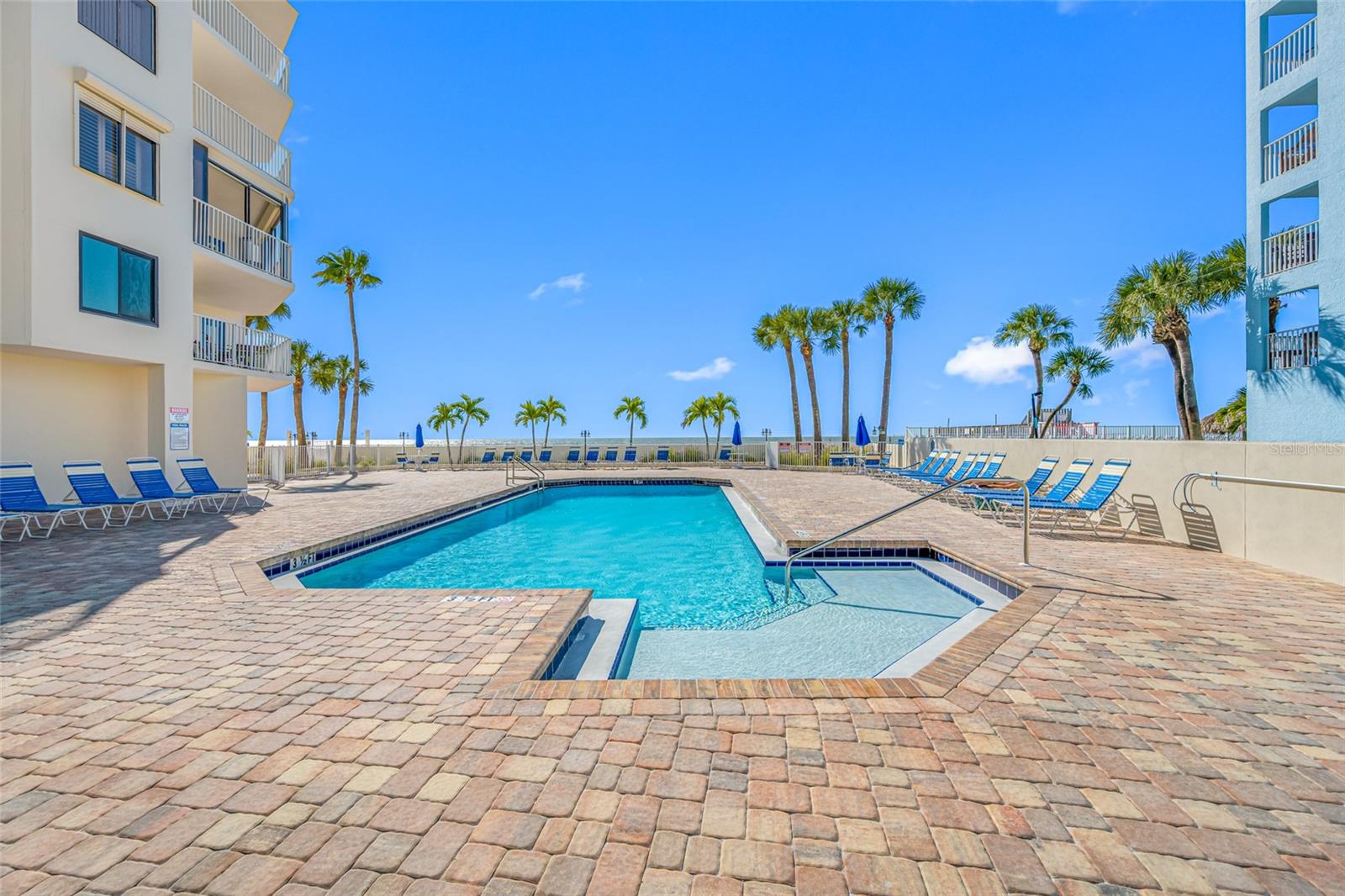18450 GULF BLVD #213, INDIAN SHORES, FL, 33785