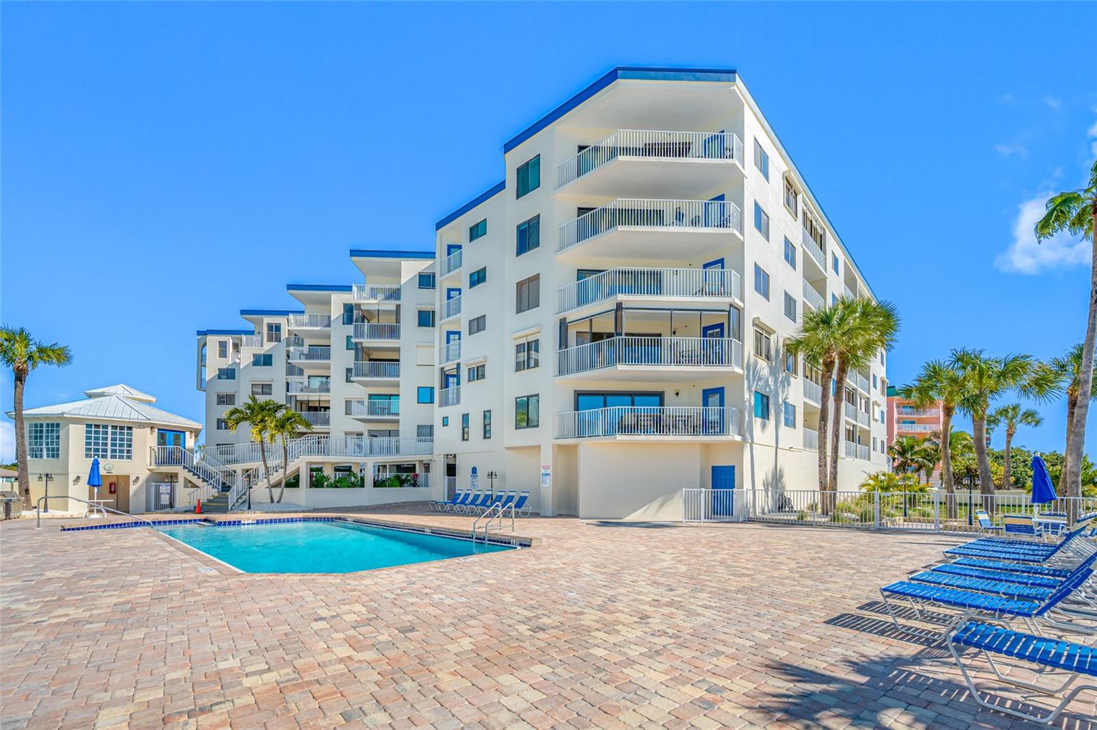 18450 GULF BLVD #213, INDIAN SHORES, FL, 33785
