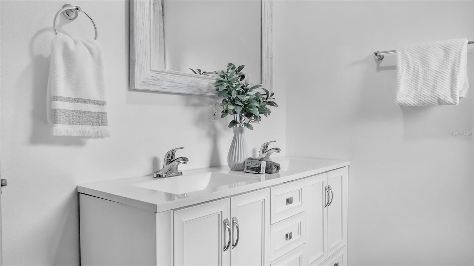 4694 YARMOUTH AVE S, ST PETERSBURG, FL, 33711