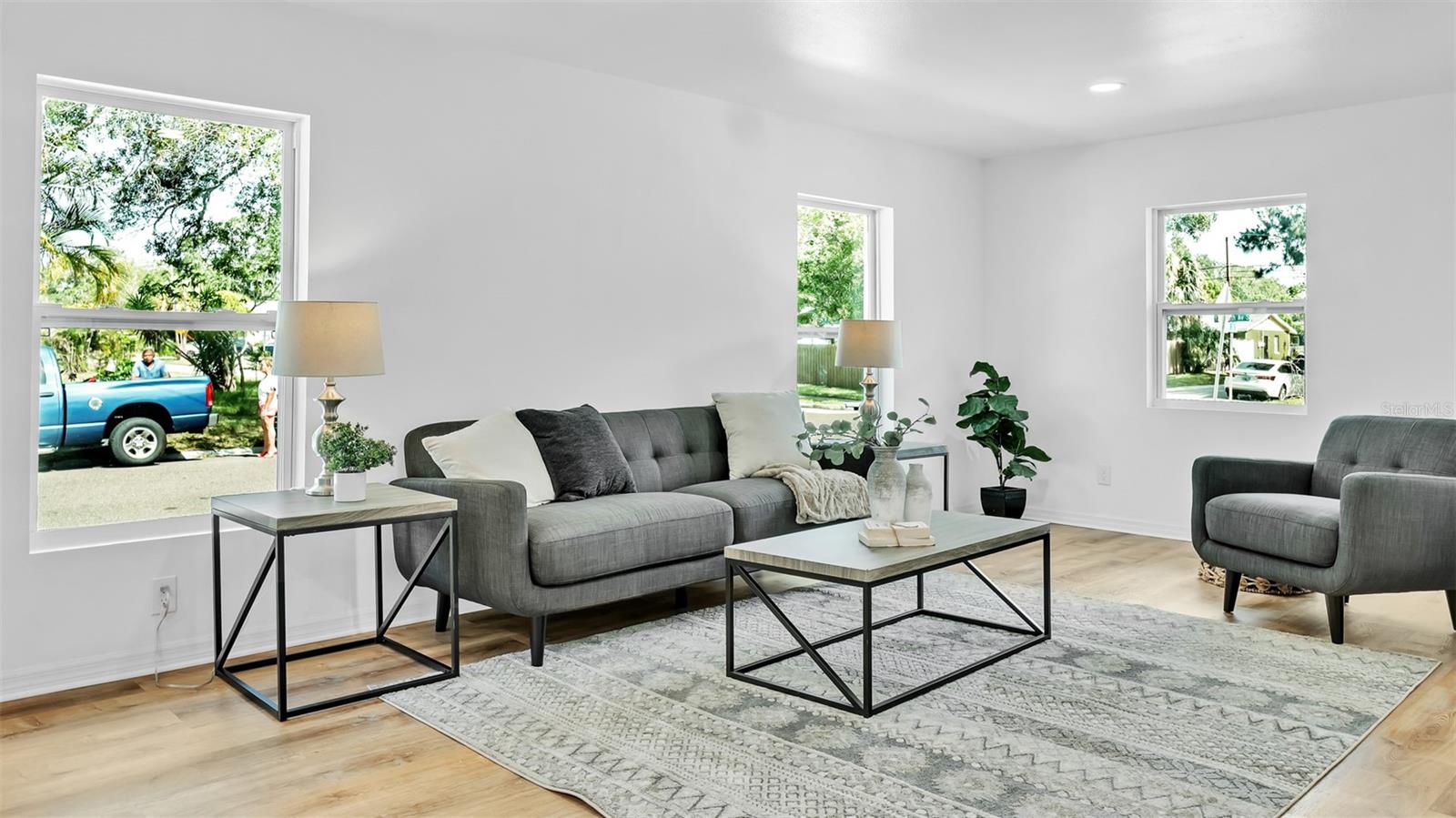 4694 YARMOUTH AVE S, ST PETERSBURG, FL, 33711