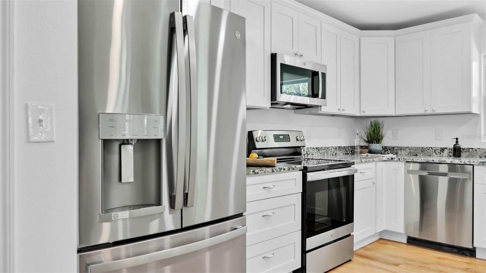 4694 YARMOUTH AVE S, ST PETERSBURG, FL, 33711