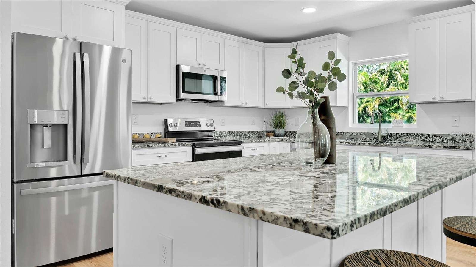 4694 YARMOUTH AVE S, ST PETERSBURG, FL, 33711