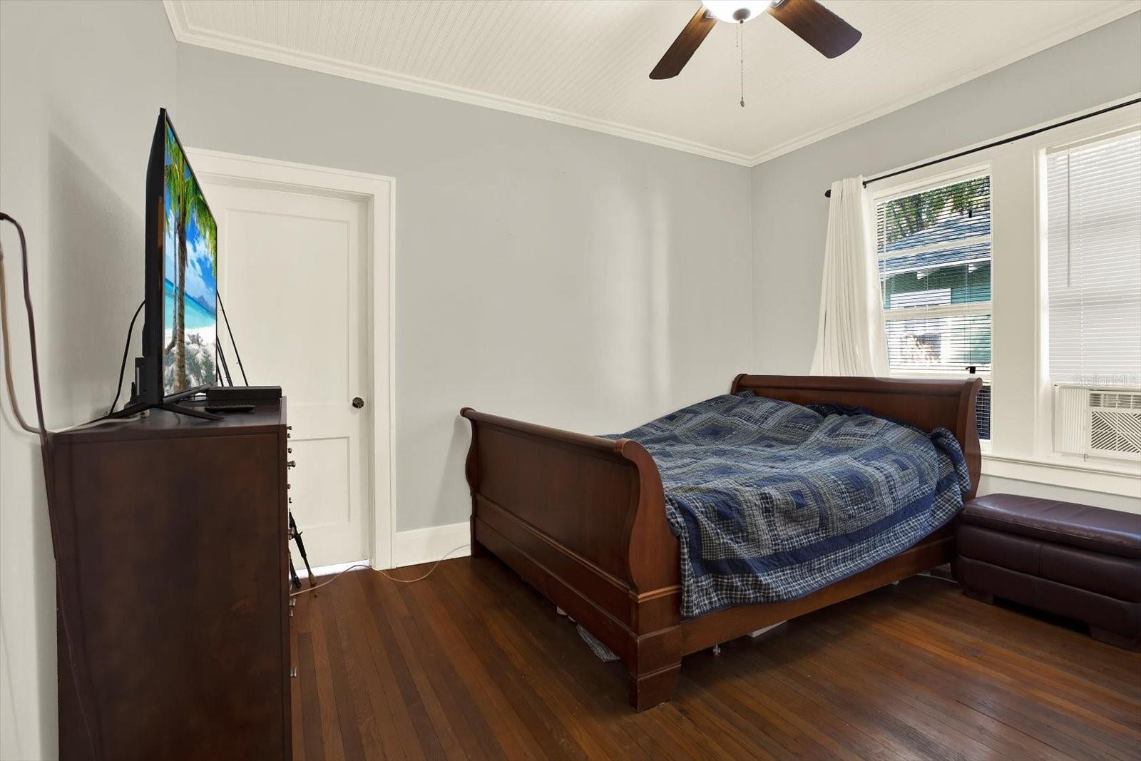 1414 E PARIS ST, TAMPA, FL, 33604